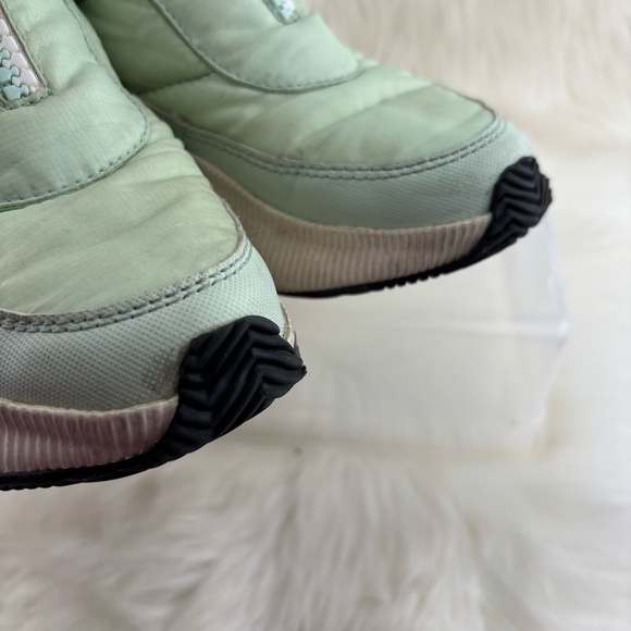 Sorel Out N About Puffy Zip up Light Green Quilted Boots - Picture 6 of 12